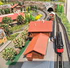 Z-scale Marklin Mini-club  8862 Amtrak F7 Diesel Locomotive ln box papers