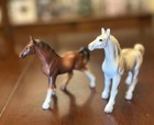 Pair Of Vintage Porcelain Horse Figurines - Beautiful Condition