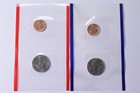 1999-p d Susan B Anthony Uncirculated Coin Set
