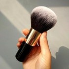 1pc Large Powder Brush Foundation Blusher And Bronzer Makeup Tool