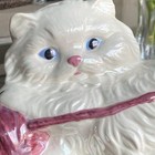 Iridescent White Ceramic Persian Cat Playing With Yarn Figure Kitten  11    Vtg