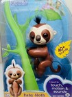 Fingerlings Baby Sloth - Kingsley  brown  -   interactive Baby Pet - By Wowwee