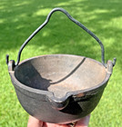 Vintage Cast Iron No  6 Melting Pot W  Handle Stamped Taiwan Heavy