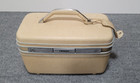 Vintage Samsonite Beige Silhouette Train Case W mirror Tray   Id Tag