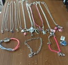 Girls   jewelry  Variety  12 Necklaces  3 Bracelets  1 Ring As Shown In Pictures 