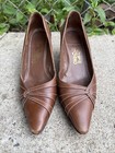 Salvatore Ferragamo Tanagra Brown Bow Pumps Point Toe Heels Womens Sz 8 2a