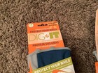 Lot Of 2 New Dig It Hand   Nails Gloves  Gardening  Original  Size  S