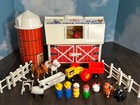 Vintage Fisher Price Little People Play Family Farm 915  Complete 