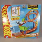 Hot Wheels Vertical 8 Jump Stunt Track Play Set - Netflix Let s Race