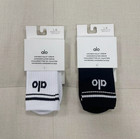 Alo Yoga Crew Socks 4 Pack Unisex White   Black - Nwt - Authentic Gift