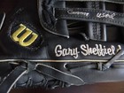 Gary Sheffield 2002 Game-used signed Rawlings Fielder s Glove Rawlings Psa dna 