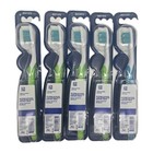Oral B Vivid Whitening Toothbrush Medium Lot Of 5  Green   Blue Mixed Brand New