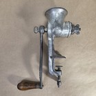 Vintage Universal No 2 Food Meat Grinder Hand Crank Table Mount Made In Usa Lf c