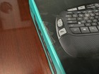 Logitech Comfort Wave Mk550  wireless Keyboard   Mouse Combo  New In Sealed Box