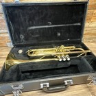 Yamaha Ytr-2335 Bb Trumpet With Mouthpiece And Case Brass Trumpet