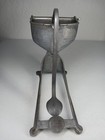 Vintage Wear-ever Cast Aluminum Hand Citrus Juicer Squeezer Made In Usa