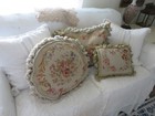 Aubusson Victorian Floral Pattern Oval Petit Point Needlepoint Pillow Nwot Roses