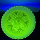 Vaseline Opalescent  primrose Pearline  William And Mary Pattern Cake Stand