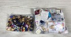Vintage Lot Of 500  Plastic Buttons Fancy Decorative Solid Etc  As Shown