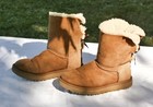 Ugg Australia Women   s Bailey Bow Ii Boots Chestnut Size 9 Pre-owned Good 