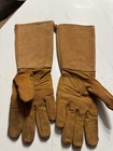 Pair Of Woman   s Duluth Trading Co  Gardening Gauntlet Gloves   Medium
