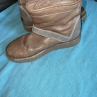 Ugg Collection Woman   s Size 5  Brown Leather  Fur Lined Fringe Buckle Boots Snap