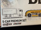 Hot Wheels Premium The Beatles 5 Car Set Special Toys R Us Edition 2017 Sealed