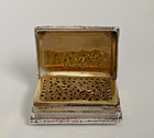 Antique C1820 Georgian Solid Silver Vinaigrette Engine Turned Box Gilt Interior