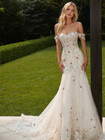 Off The Shoulder Mermaid Wedding Dress Classic Lace Appliques Long Bridal Gown