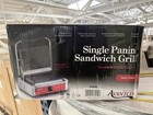 Avantco 177p78 Single Panini Grill Grooved Top   Bottom Cast Iron Plates