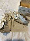 Vintage Mrs  Day s  Ideal Leather Baby Shoes    Box 1950s 1960s