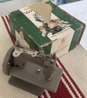 Vtg 1950   s Singer Sewhandy Model 20 Child   s Toy Sewing Machine Beige In Box