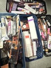 Lot 195pcs New And Sealed Makeup - Various Brands   Wholesaler   Cosmetics