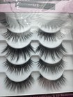 New In Box Magnetic Eyelashes W  Eyeliner Kit   5 Pairs Eyelash Styles