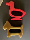 Vintage Green Scotty Dog Red Duck Bakelite Napkin Ring Holders