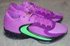 Giannis Antetokounmpo Signed Bucks Purple Pe Nike 2023 Game Shoes   Beckett Coa