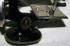 Antique Singer Sewing Hand Crank 1920 s Child s Machine No 20  Super Condition 
