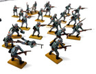 Vintage Britains Deetail Ww Ii Large 21 Pc German Infantry Military Set