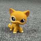 Hasbro Littlest Pet Shop Shorthair Yellow Cat Figure  855 2008 Purple Eyes Lps