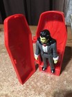 2003 Taco Bell Creature Crypts Count Valdi Vampire With Coffin   Wrongway052