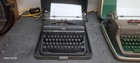 Vintage 1950 s Royal Quiet De Luxe Classic  Typewriter s Green   Black With Case