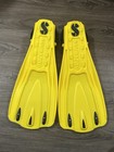 Scubapro Go Sport Fins - Size Medium  Yellow - Scuba Diving Snorkeling Flippers