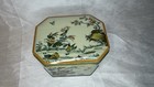 Vintage Daher Peacock Floral Oriental Hinged Lid Biscuit Tin Made In England 