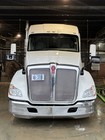 2018 Kenworth T680     Wet Kit     Mx-13     Automatic     Mid Roof Sleeper