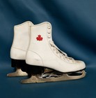 Vintage White   Canadian Slm Red Maple Leaf Women s Figure Skates Size 7