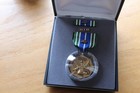 Us Military Army Achievement Medal Set Dress Uniform Lapel Pin Ribbon Orig  Case