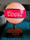 Man-cave Alert  Vintage Coors Bar Lamp digital Clock  Extra Globe