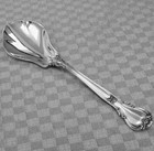 One Gorham Chantilly Sterling Silver 8 7 8  Scalloped Serving Spoon No Mono
