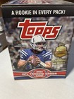 2012 Topps Football Gravity Box - 36 Packs  12 Cards Per Pack