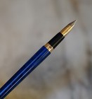 Sheaffer Crest Blue Marble Lacquer Fountain Pen - 18k Solid Gold Nib